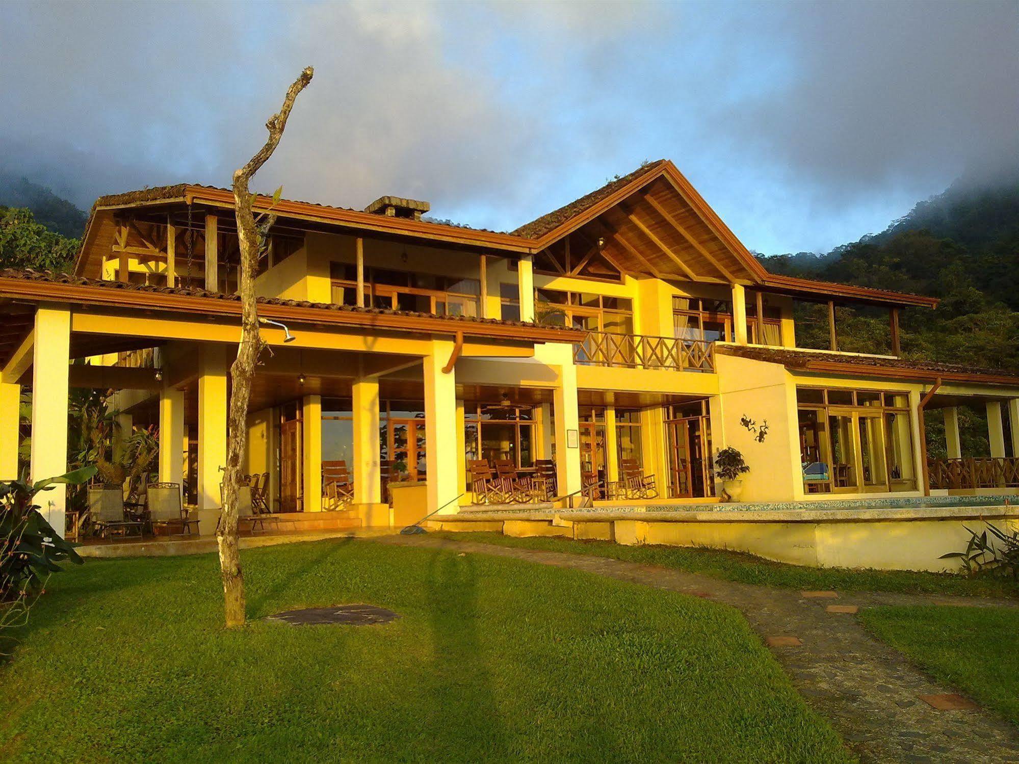 Rio Magnolia Nature Lodge Tinamaste 외부 사진